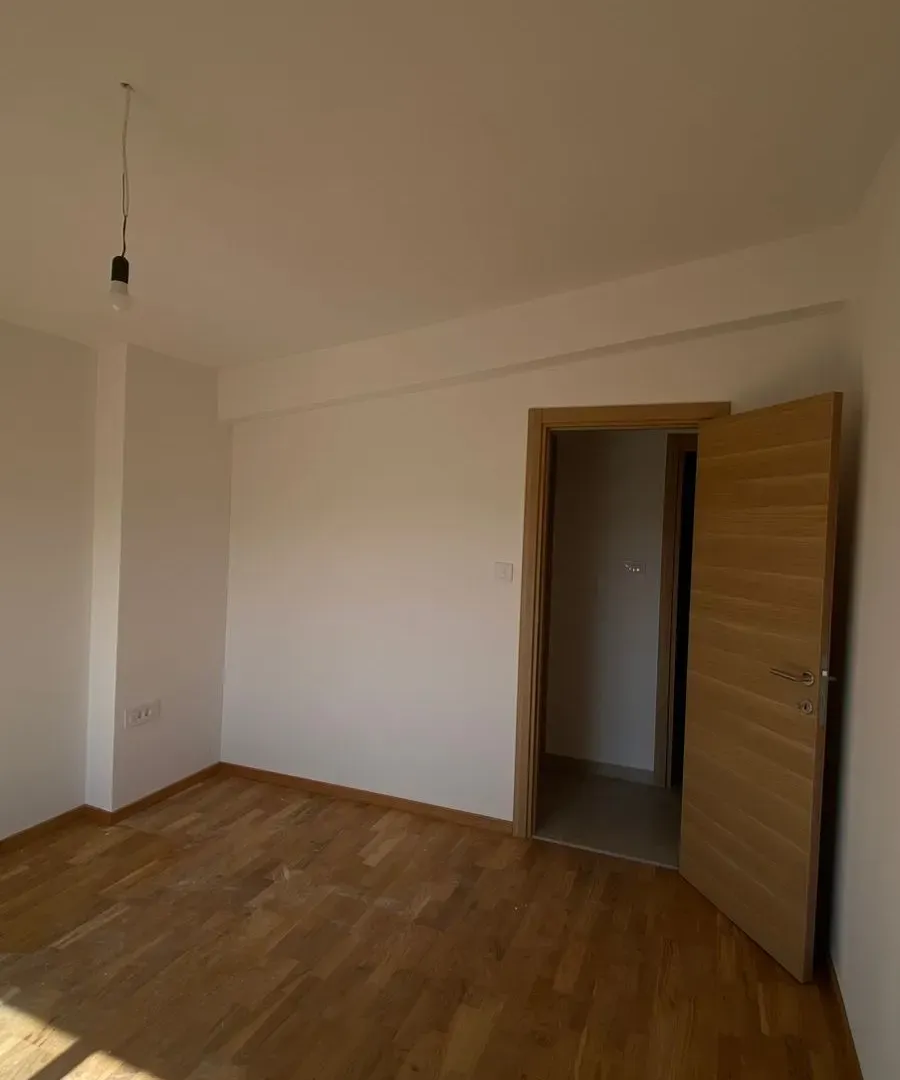 Prodaja, dvosoban stan, 84m², Zagorič, Podgorica
