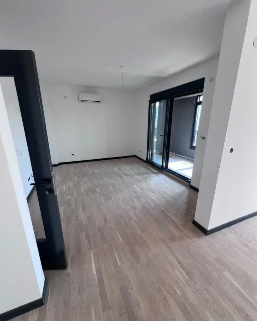Prodaja, dvosoban stan, 89m², Gorica C, Podgorica