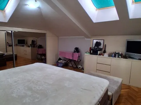 Prodaja, trosoban stan, 104m², Podgorica, Crna Gora - image 4