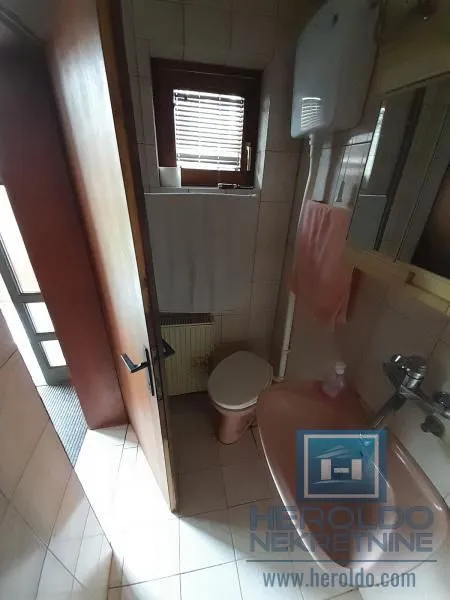 Prodaja, kuća, 325m², Solaris, Jagodina