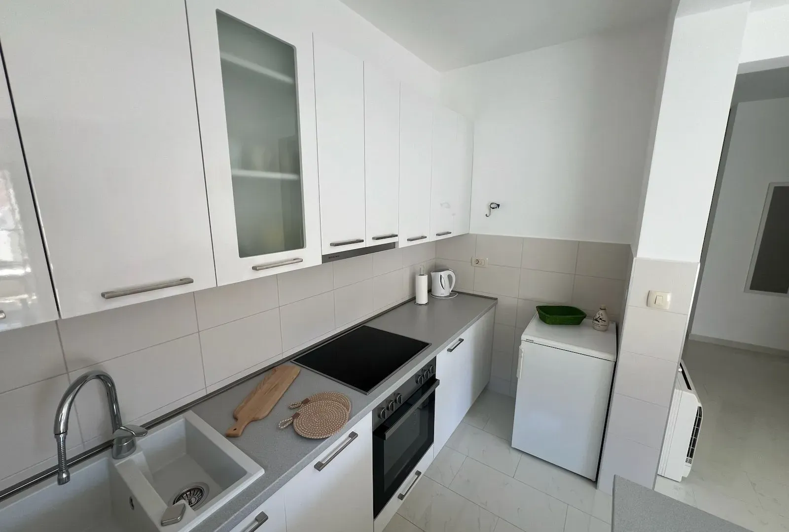 Rent, one bedroom apartment, 52m², Centar, Budva