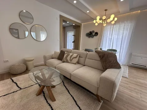 Izdavanje, dvosoban stan, 89m², Zelenika, Herceg Novi - image 3