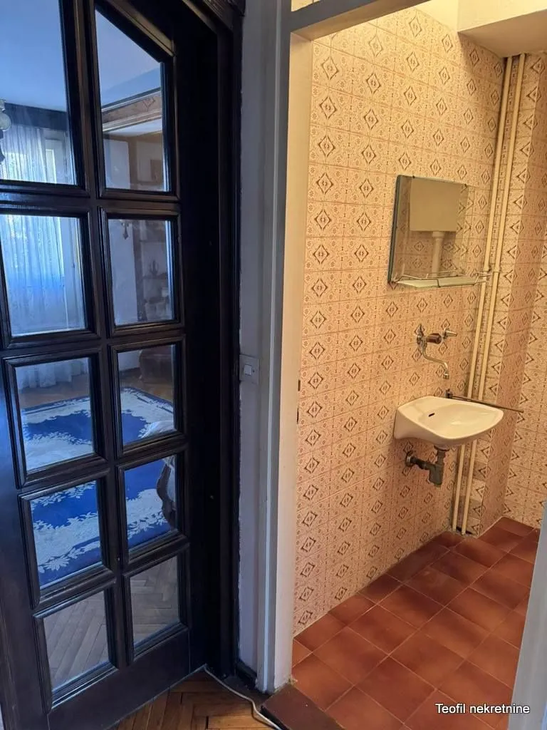 Prodaja, četvorosoban stan, 97m², Centar, Stara Pazova