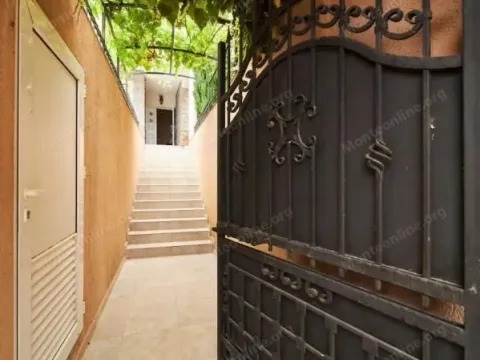 Sale, house, 495m², Bečići, Budva - image 29