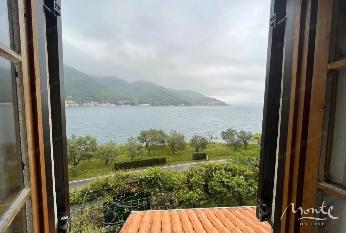 Prodaja, kuća, 205m², Đurići, Herceg Novi