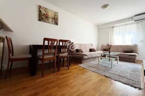 Rent, one bedroom apartment, 40m², Krivi Most, Podgorica - image 2