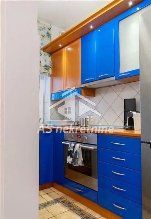 Rent, two bedroom apartment, 52m², Savski Venac, Beograd
