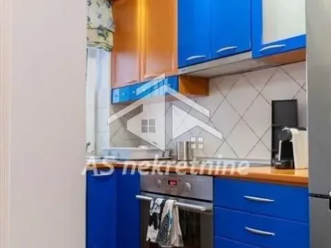 Rent, two bedroom apartment, 52m², Savski Venac, Beograd - image 7