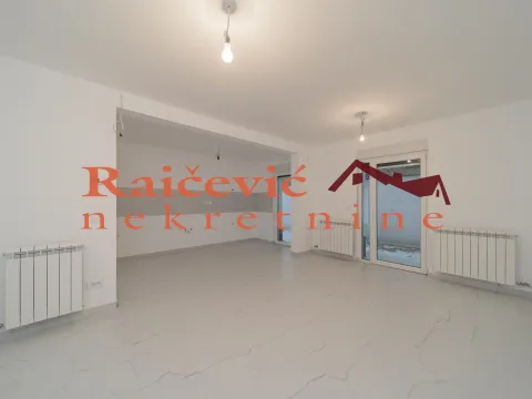 Prodaja, trosoban stan, 95m², Grocka, Beograd - image 4