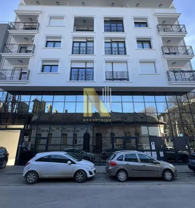 Izdavanje, jednosoban stan, 39m², Centar, Novi Sad