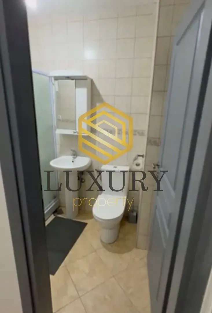 Izdavanje, jednosoban stan, 45m², Stari Aerodrom, Podgorica