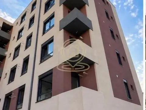 Prodaja, trosoban stan, 88m², Medijana, Niš - image 2