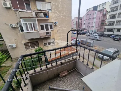 Prodaja, četvorosoban stan, 79m², Južni Bulevar, Vračar Sve Podlokacije - image 15