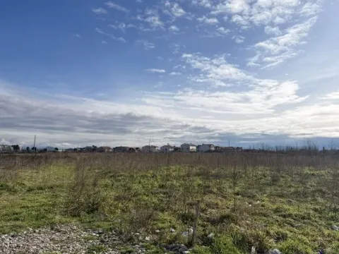 Prodaja, plac, 2175m², Donja Gorica, Podgorica - image 2