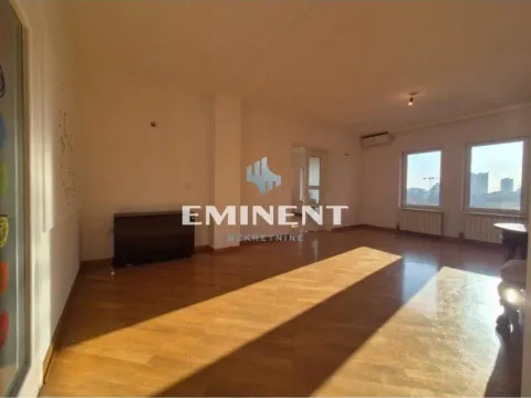 Rent, three bedroom apartment, 110m², Kalenić Pijaca, Vračar Sve Podlokacije - image 3