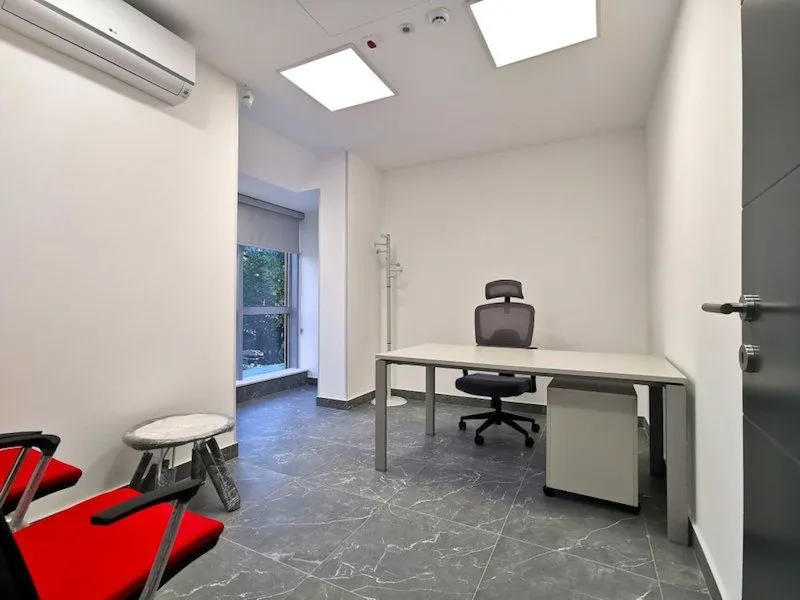 Rent, office space, 77m², Centar, Podgorica