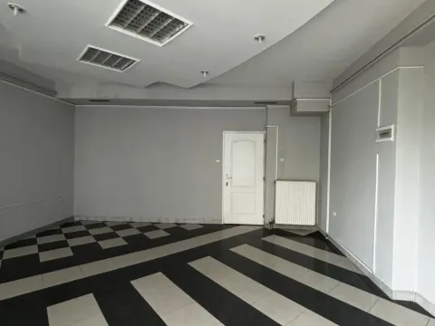 Izdavanje, poslovni prostor, 450m², Medijana, Niš - image 8