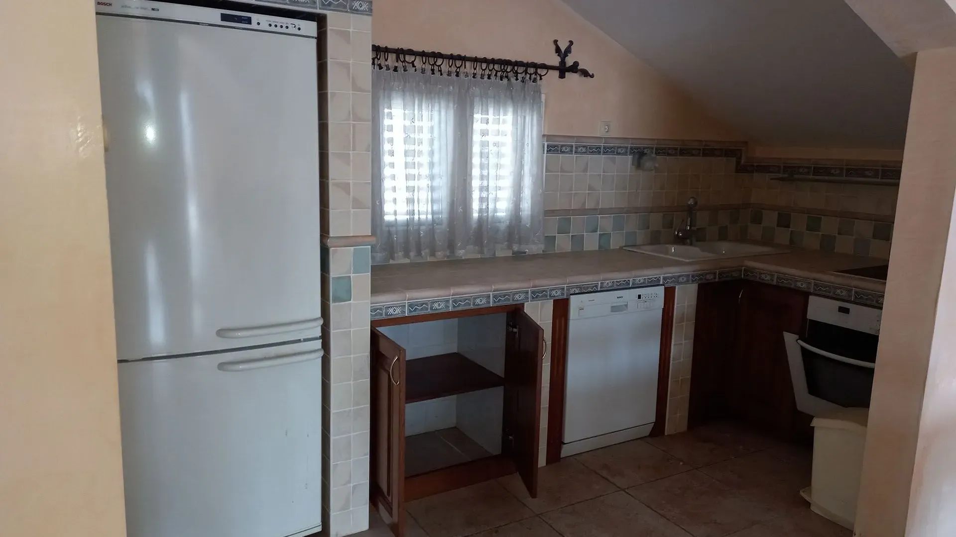 Prodaja, trosoban stan, 121m², Gospoština, Budva