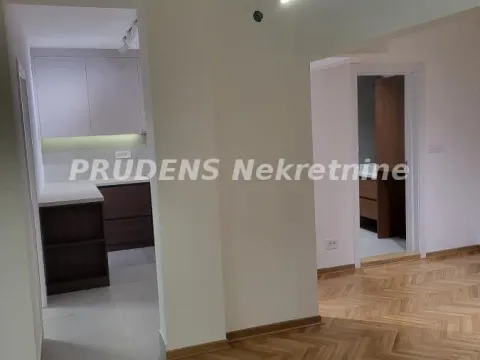 Prodaja, jednosoban stan, 48m², Savski Venac, Beograd - image 5