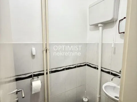 Izdavanje, trosoban stan, 68m², Novi Beograd Blok 21, Novi Beograd Sve Podlokacije - image 11