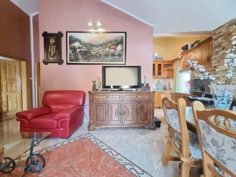 Sale, house, 750m², Budva, Crna Gora - image 3