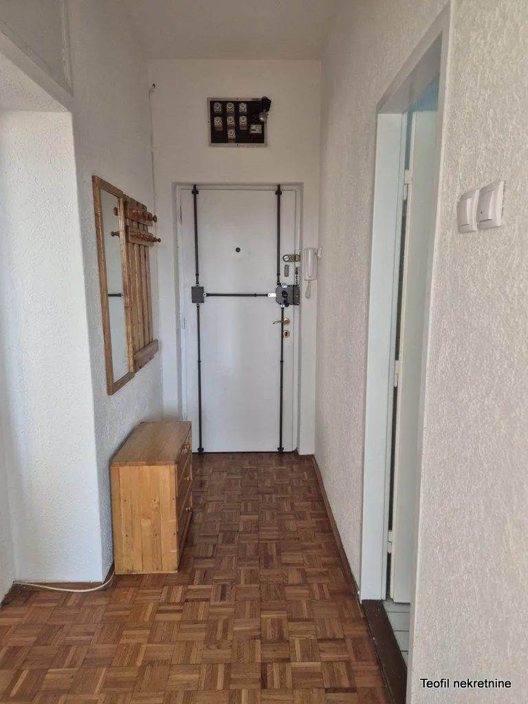 Rent, two bedroom apartment, 39m², Voždovac, Voždovac Sve Podlokacije