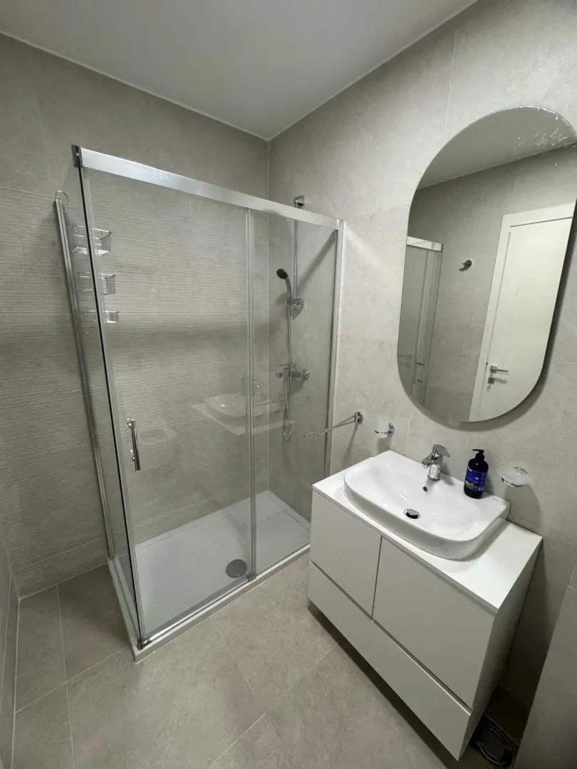 Izdavanje, jednosoban stan, 41m², Pobrežje, Podgorica