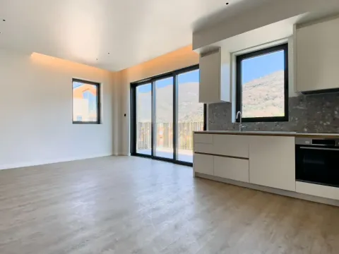 Sale, two bedroom apartment, 102m², Porto Montenegro, Tivat - image 18