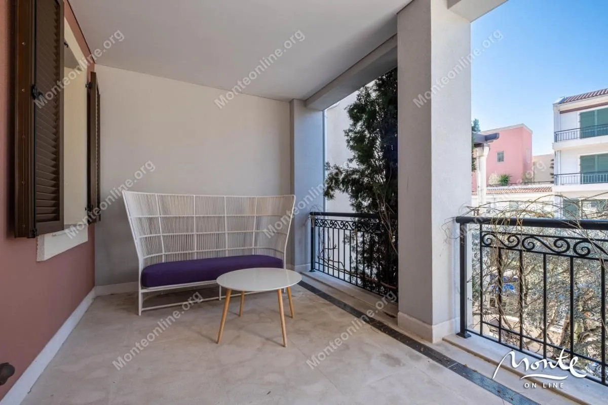 Prodaja, dvosoban stan, 115m², Porto Montenegro, Tivat