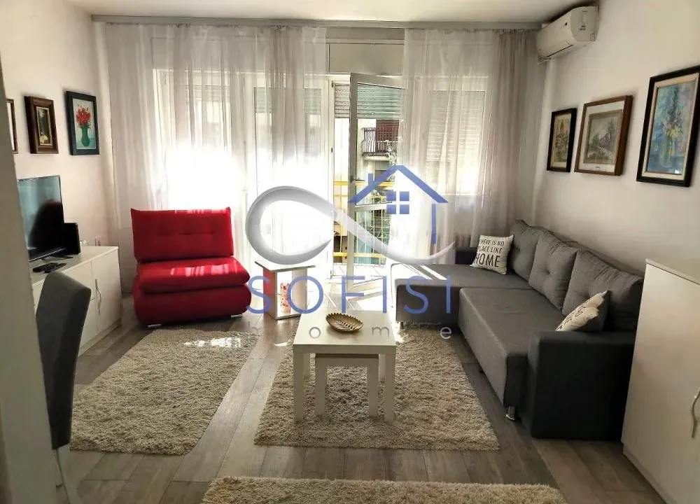 Izdavanje, jednosoban stan, 29m², Centar, Novi Sad