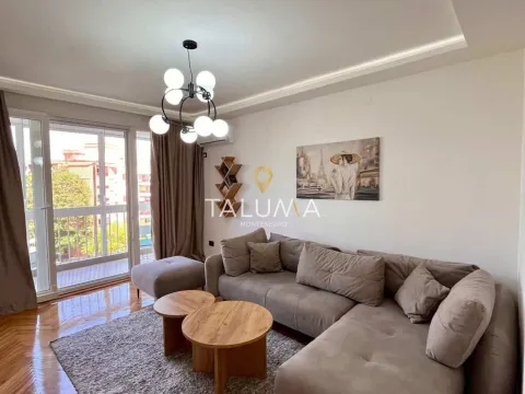 Rent, two bedroom apartment, 65m², Pobrežje, Podgorica - image 2