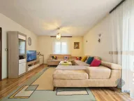 Rent, three bedroom apartment, 90m², Donja Gorica, Podgorica - image 2