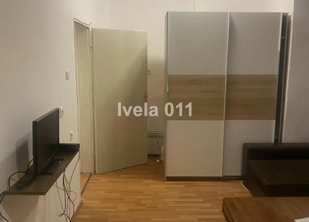 Prodaja, jednosoban stan, 32m², Gundulićev Venac, Beograd
