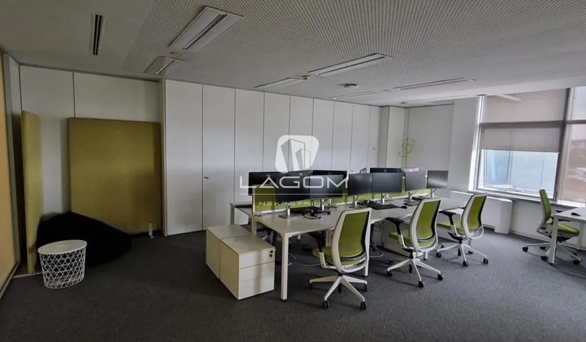 Rent, office space, 772m², Novi Beograd Blok 67, Novi Beograd Sve Podlokacije