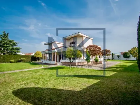 Rent, house, 600m², Zeta, Podgorica - image 1