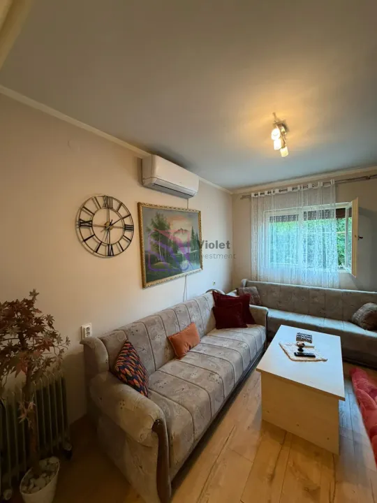 Izdavanje, dvosoban stan, 80m², Pobrežje, Podgorica