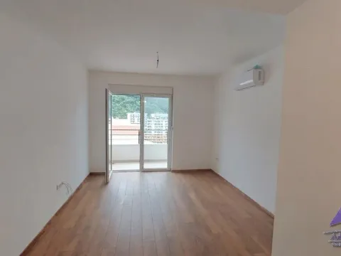 Sale, one bedroom apartment, 47m², Budva, Crna Gora - image 6