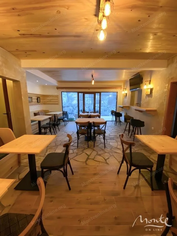 Sale, office space, 300m², Kolašin, Crna Gora