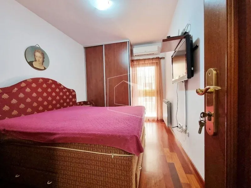 Rent, apartment, 100m², Gorica C, Podgorica
