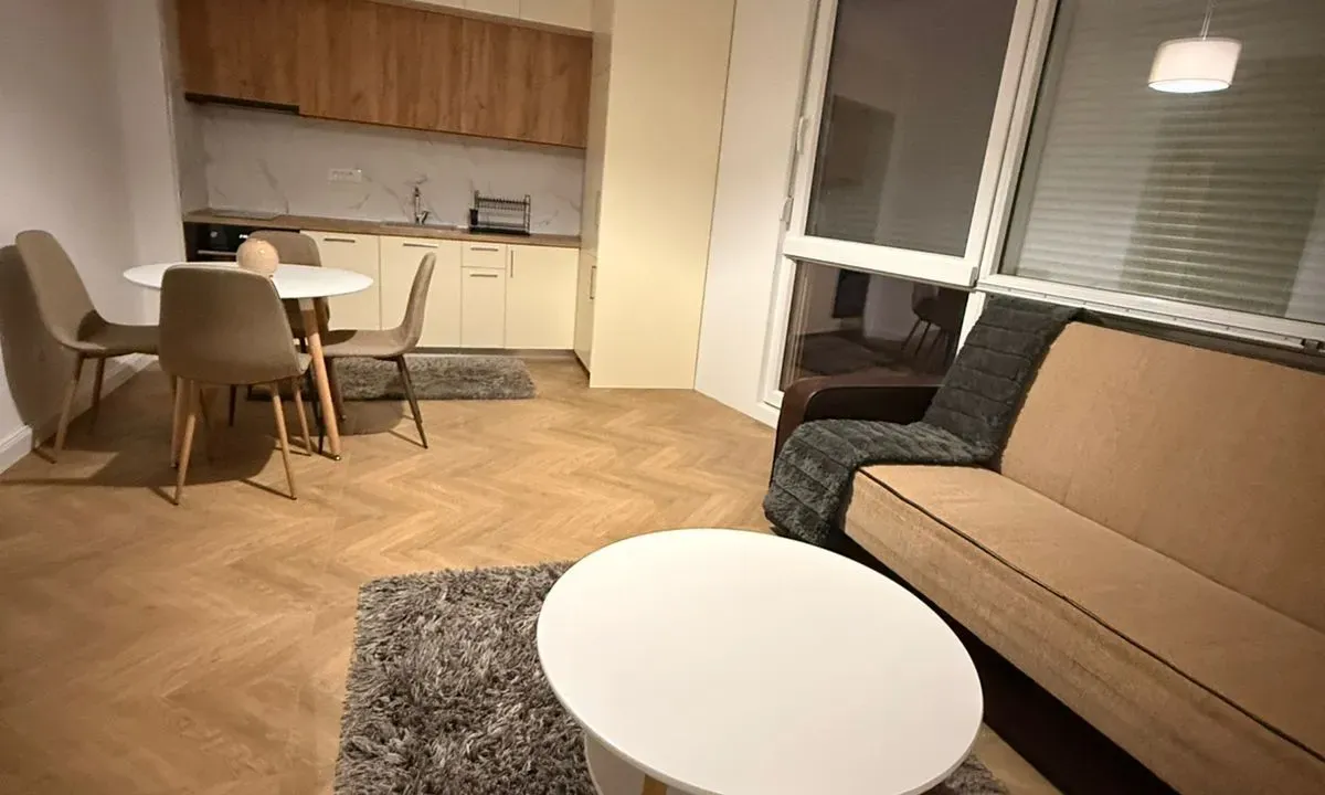 Izdavanje, jednosoban stan, 29m², Bartula, Bar