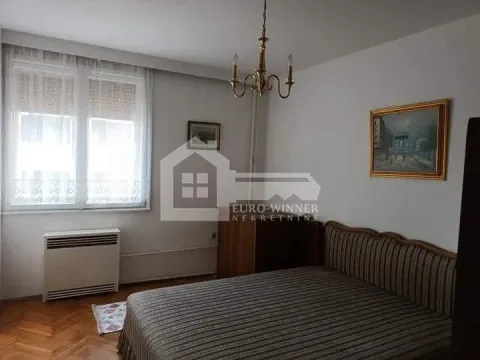 Izdavanje, četvorosoban stan, 92m², Tašmajdan, Palilula Sve Podlokacije - image 8