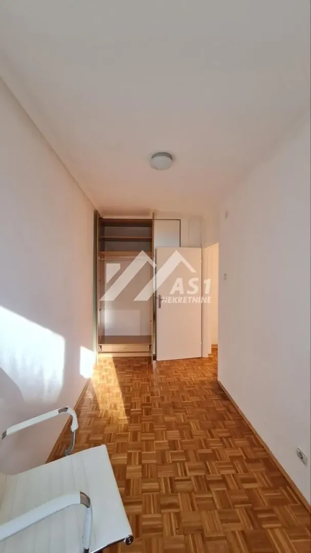Izdavanje, dvosoban stan, 60m², Bulevar Oslobodjenja, Novi Sad Sve Podlokacije