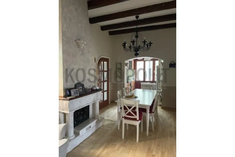 Sale, house, 365m², Miljakovac, Rakovica