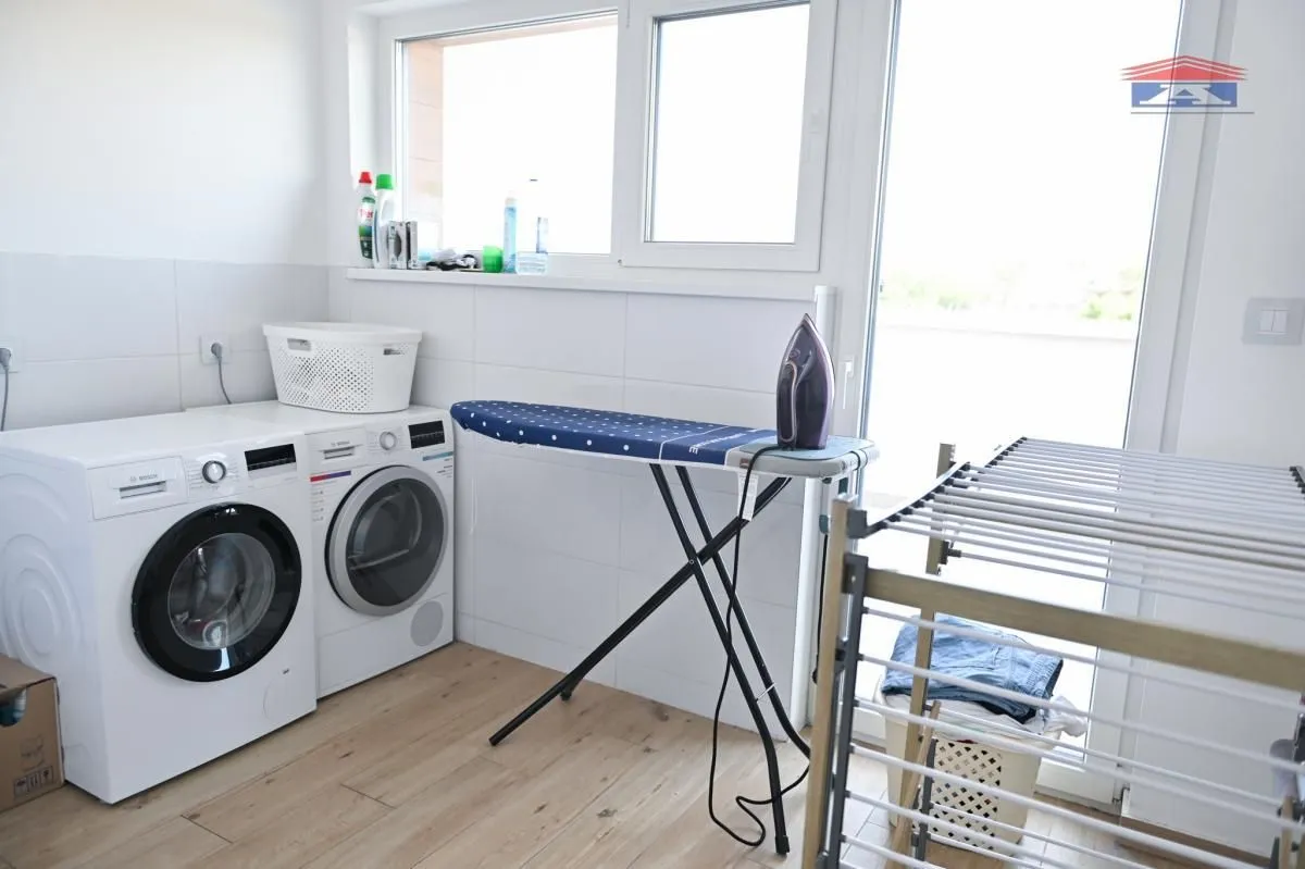 Sale, house, 360m², Petrovaradin, Novi Sad