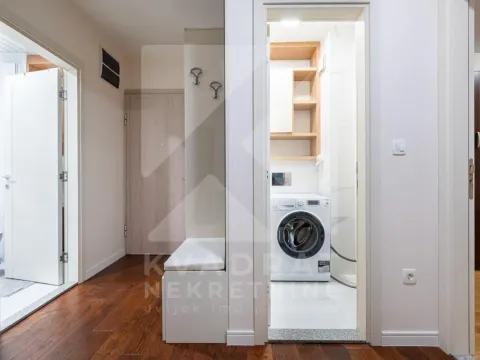 Rent, two bedroom apartment, 68m², Central Point, Podgorica - image 16