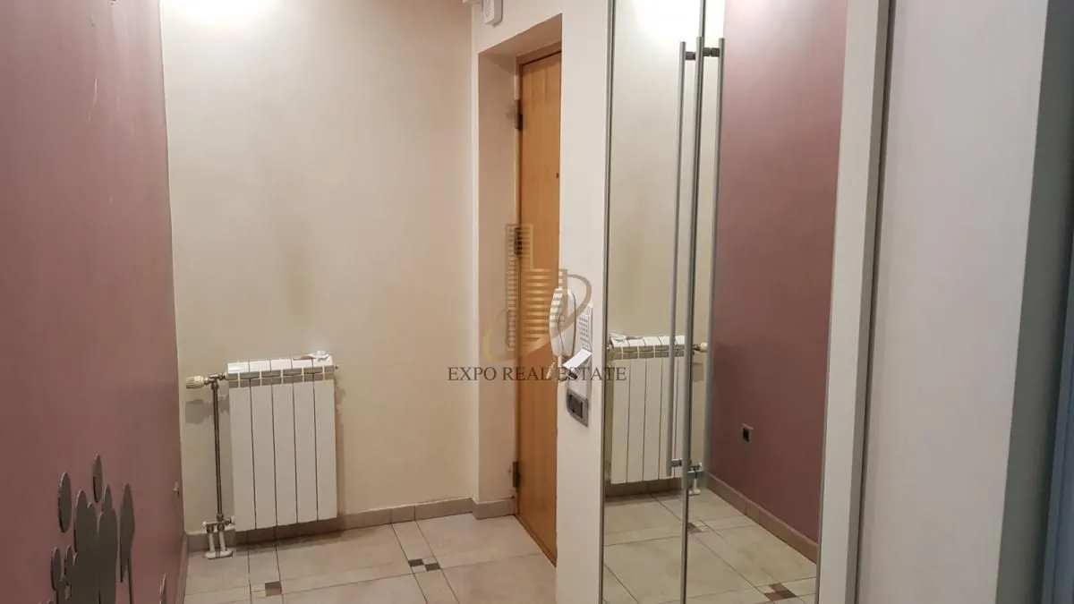 Prodaja, stan, 174m², Sajmište, Novi Sad