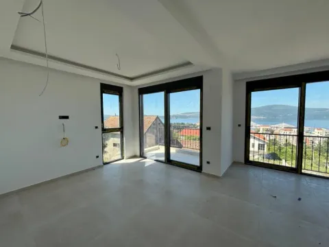 Sale, two bedroom apartment, 76m², Tivat, Crna Gora - image 6