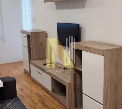 Izdavanje, jednosoban stan, 40m², Salajka, Novi Sad Sve Podlokacije - image 2