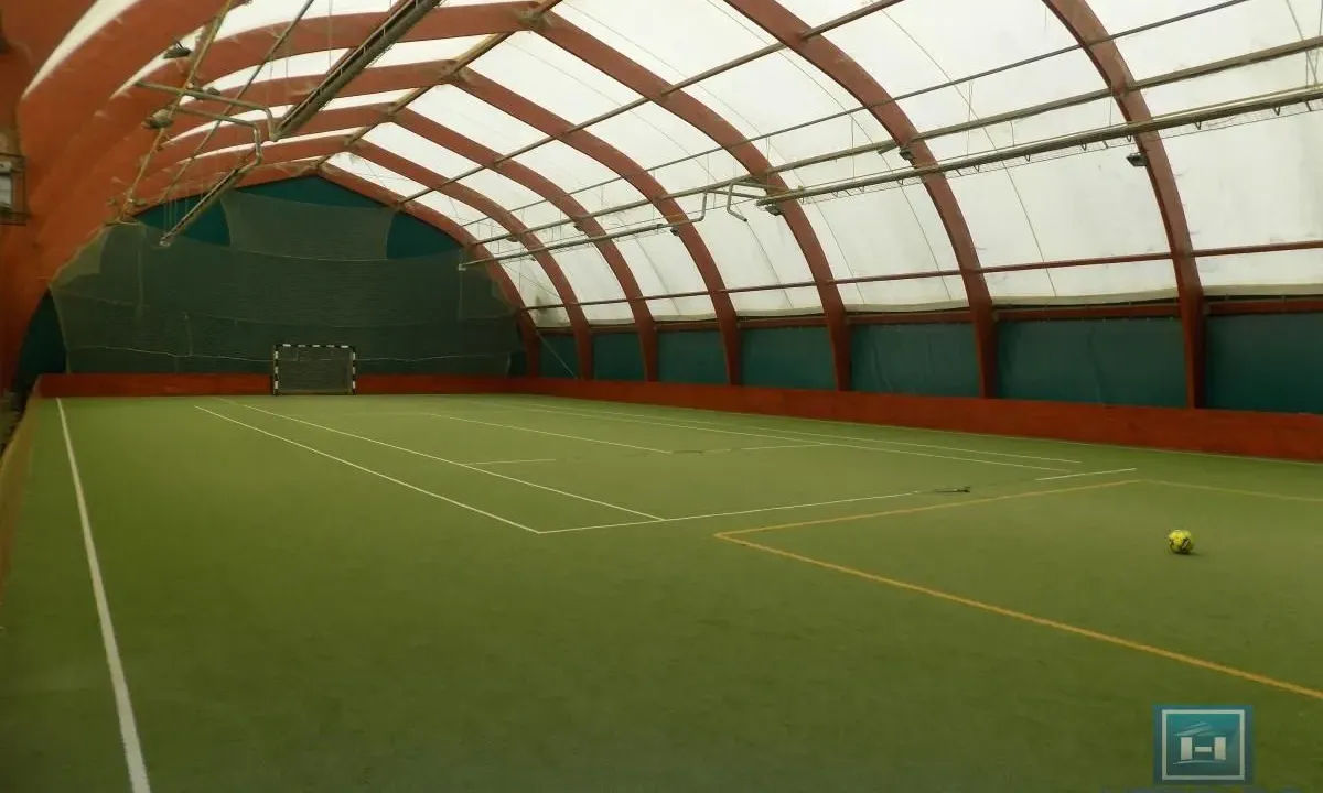 Prodaja, poslovni prostor, 866m², Centar, Paraćin