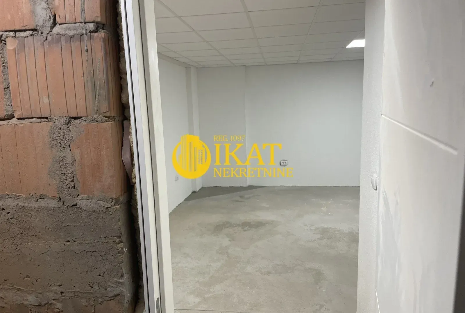 Rent, office space, 82m², Trošarina, Voždovac Sve Podlokacije